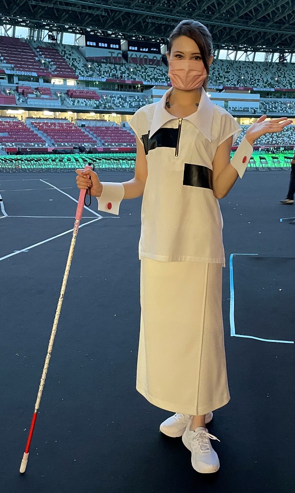 (写真提供:(株)ココダイバーシティ・エンターテイメント(東京オフィス) (c)shinzone) 東京2020パラリンピック競技大会開会式に参加し大会を盛り上げた富田安紀子さん