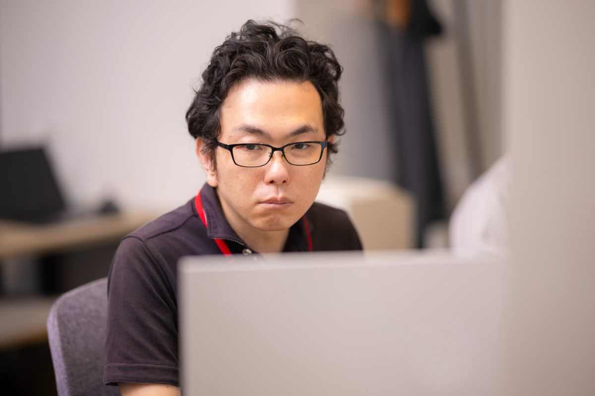 オンとオフのメリハリがある働き方で、すでに入社から２年半近くが経過。今後はWebサービスの立ち上げにもチャレンジしたいそう